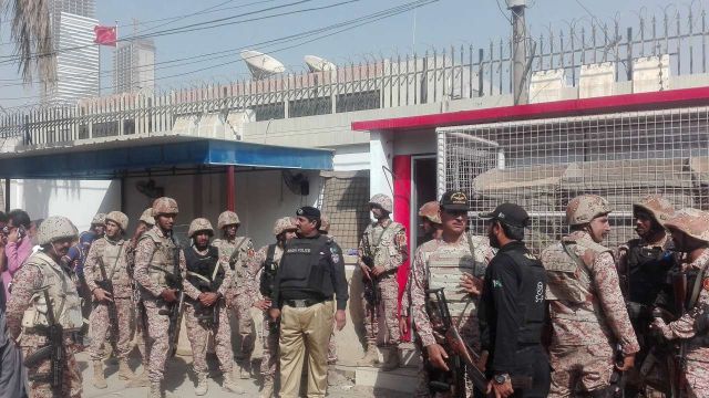 5-killed-in-terrorist-attack-near-Chinese-Consulate-in-Pakistan.jpg