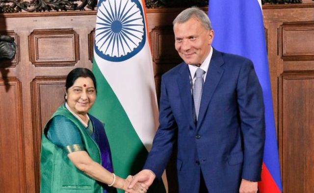 India-Russia-set-two-way-investment-target-of-50-bn.jpg