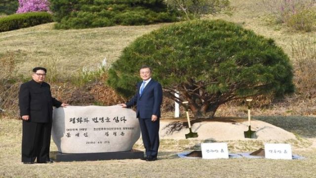 Kim, Moon agree on Korean Peninsula’s complete denuclearisation