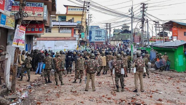 Situation-tense-in-Shillong-curfew-from-4-p.m.jpg