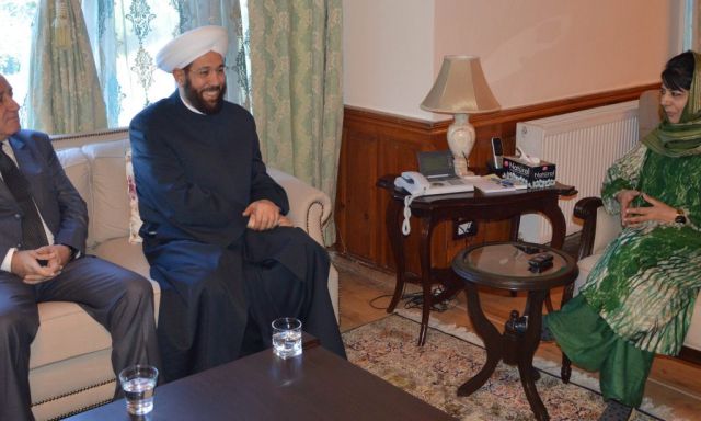 Syrian Grand Mufti, Mehbooba discuss ways to end violence in Muslim countries