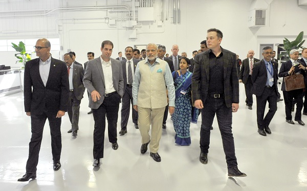 Prime Minister, Narendra Modi during tour to Tesla Motors with the CEO, Mr. Elon Musk, in San Jose