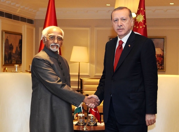 The Vice President of India, M. Hamid Ansari and the President of the Republic of Turkey, Recep Tayyip Erdogan, in New Delhi.