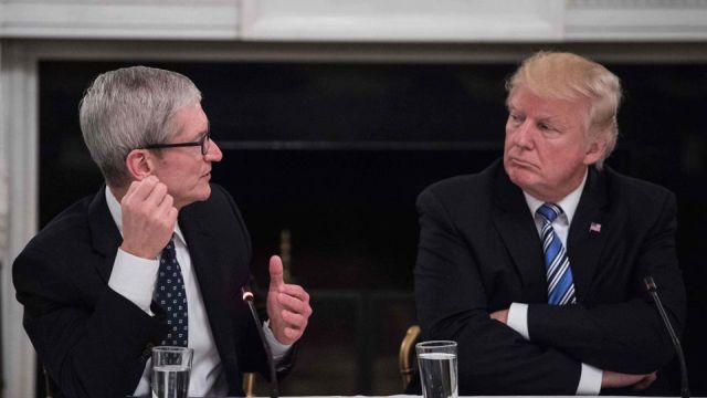 US-President-Donald-Trump-and-Apple-CEO-Tim-Cook.jpg