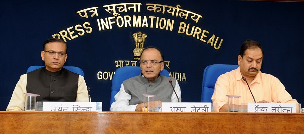 Union-Minister-for-Finance-Corporate-Affairs-and-Information-Broadcasting-Shri-Arun-Jaitl.jpg