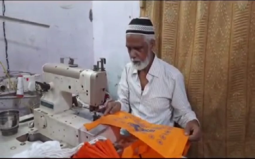 Muslim tailors in Gorakhpur are busy stitching clothes for Hindu ‘Kanwariyas’