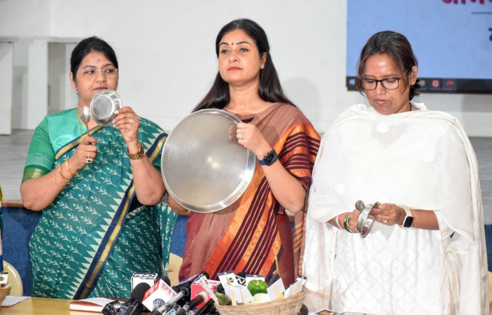 Mahila Congress Launches ‘Kharche Pe Charcha’ Campaign in…